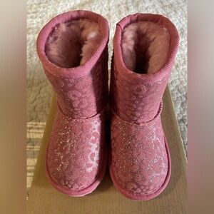 UGG Girls Toddler Classic II Glitter Leopard Print Pull On Pink Boots Size 7